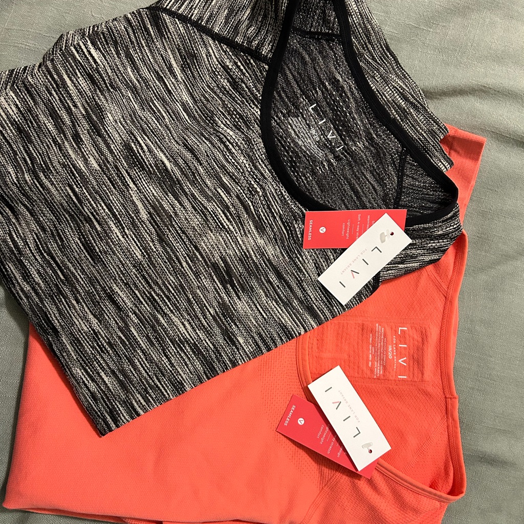 Nwt Livi Black And Coral Activewear Tops